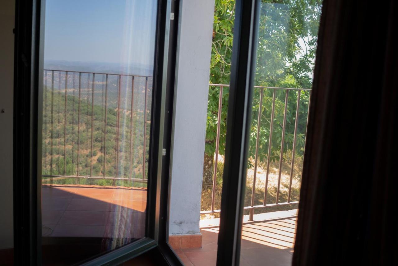 Alojamiento Rural Camino Beturia Cabeza la Vaca Bagian luar foto